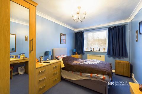 19 Nightingale Drive, Epsom, KT19 9EN