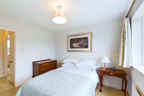 25 Windmill Field, Windlesham, GU20 6QD