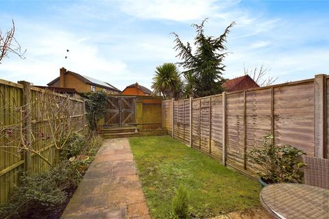 25 Windmill Field, Windlesham, GU20 6QD