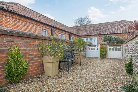 undefined, A Beautifully Presented Two-Bedroom, Barn Conversion in the Picturesque Village of Suffield