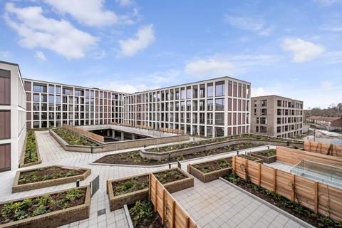 2 bed flat/apartment for rent in 6 Devonshire Avenue, Woking GU21