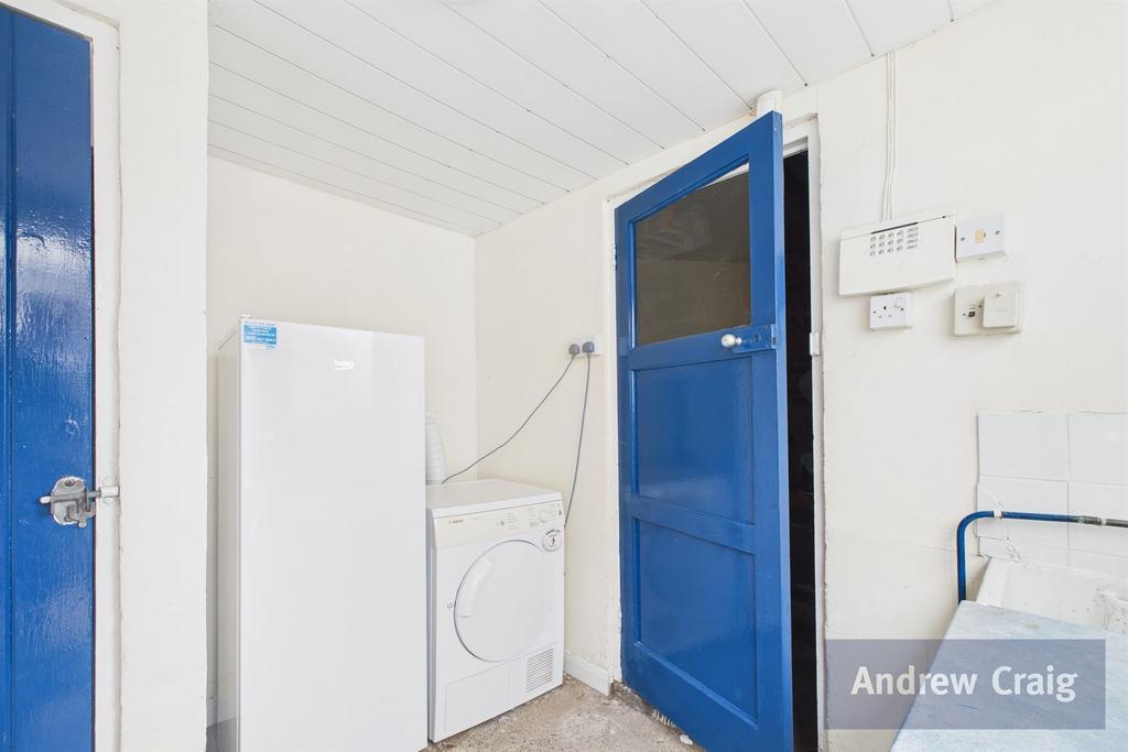 Garage/Utility