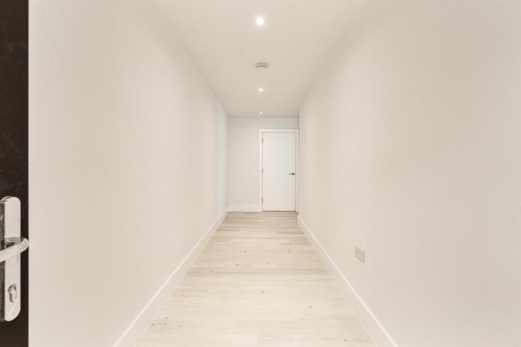 Plot 9 Lindfield Place Final-11.jpg