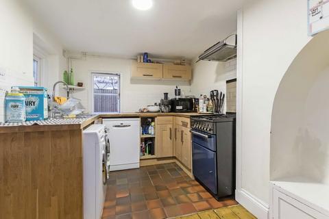 3 bedroom house to rent, Coningsby Road, London W5