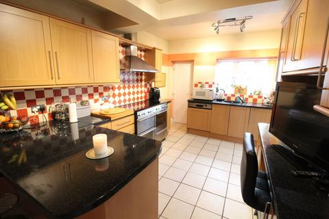 3 bedroom detached house for sale, Greenhill Road, Halesowen B62