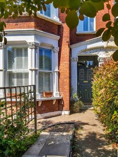 35 Bargery Road, London, SE6 2LJ