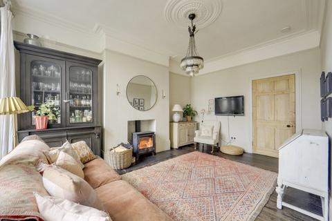 35 Bargery Road, London, SE6 2LJ