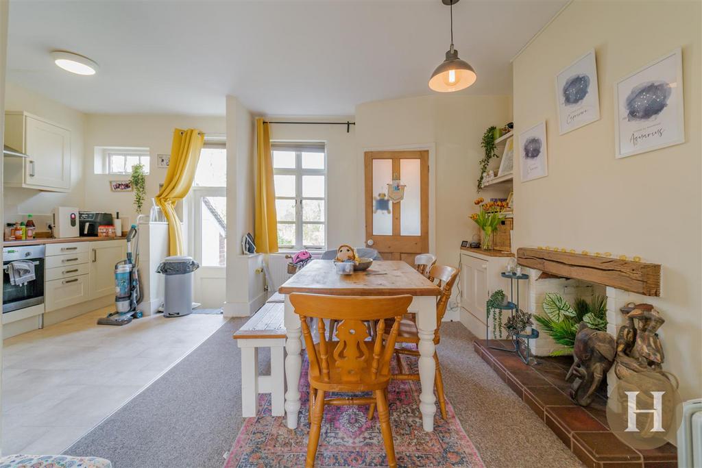 Kitchen lounge