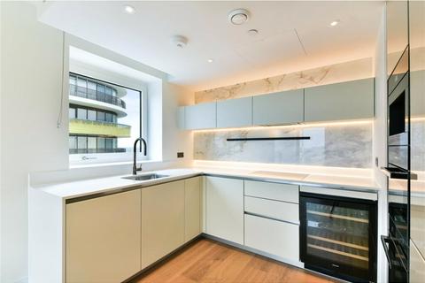 3 bedroom flat for sale, Waterside Residences, London W12