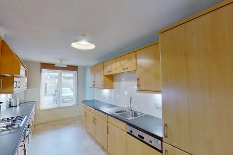 2 bedroom flat to rent, Powderhall Rigg, Edinburgh, EH7