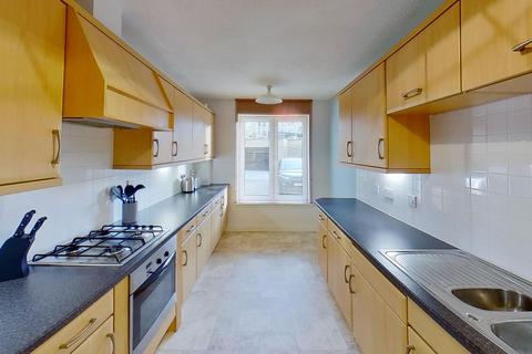 2 bedroom flat to rent, Powderhall Rigg, Edinburgh, EH7