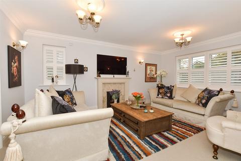 4 bedroom detached house for sale, Winscote Close, Crowborough, East Sussex