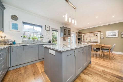 5 bedroom house for sale, Admiralty Way, Teddington TW11