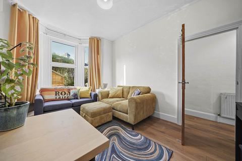 222 Richmond Road, Leytonstone, London, E11 4DA