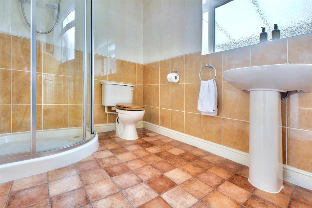 Shower Room.jpeg