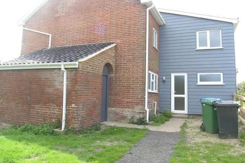 3 bedroom semi-detached house to rent, Hall Cottages, Frostenden NR34