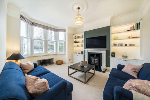 3 bedroom maisonette for sale, Harborough Road, London SW16