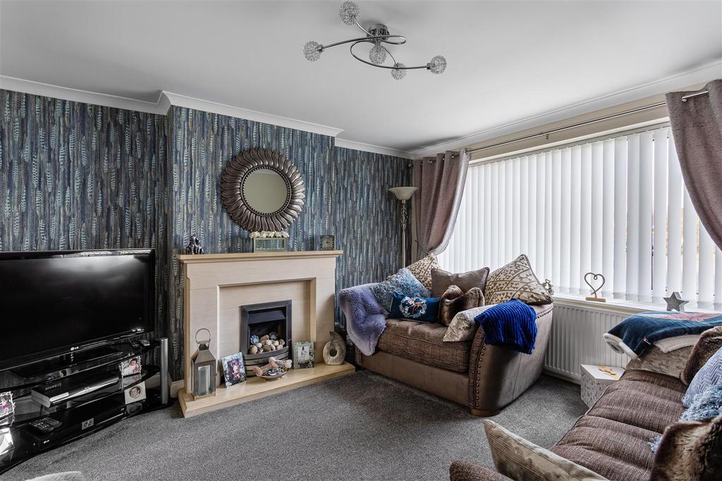 11 Thornwood Covert 10.jpg