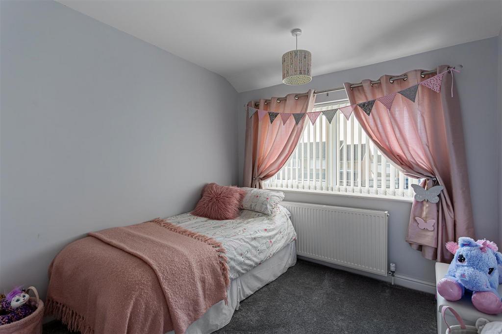 11 Thornwood Covert 51.jpg