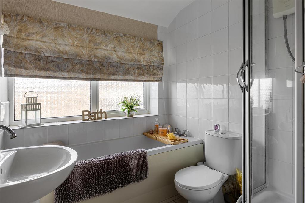 11 Thornwood Covert 57.jpg