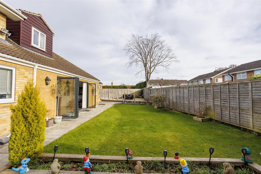 11 Thornwood Covert Externals 8.jpg