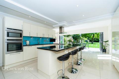 5 bedroom detached house for sale, Ravensdale Road, Ascot