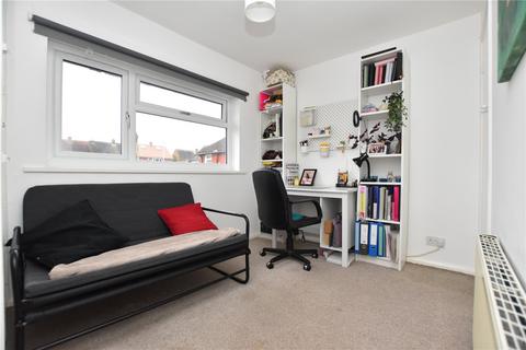 66 Glen Road, Morley, Leeds, LS27 9HG
