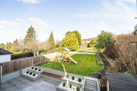 23 Marlpit Lane, Coulsdon, CR5 2HF