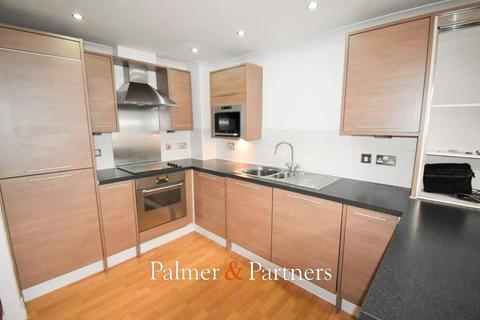 2 bedroom apartment for sale, Ballantyne Drive, The Hythe, Colchester, Essex, CO2