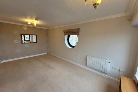 1 bedroom flat for sale, Court Place, Castle Hill Avenue, Folkestone