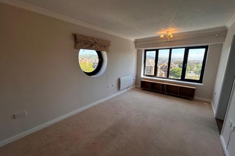 1 bedroom flat for sale, Court Place, Castle Hill Avenue, Folkestone