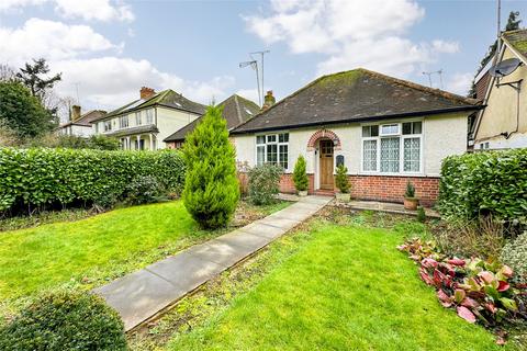 2 bedroom bungalow for sale, St. Albans Road, Sandridge, St. Albans, Hertfordshire, AL4