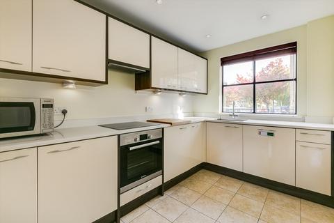 2 bedroom flat to rent, Brecon Road, London, W6