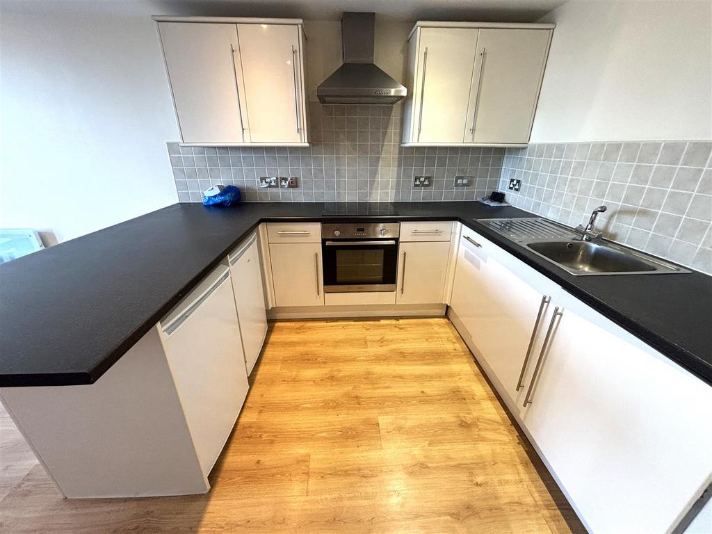 KITCHEN.jpeg