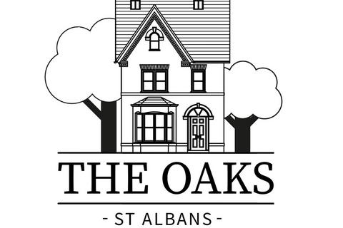 4 bedroom detached house for sale, The Oaks, St. Albans