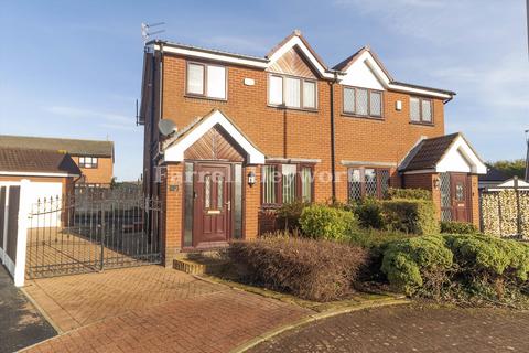 3 bedroom semi-detached house for sale, Dunbar Close, Blackpool FY4