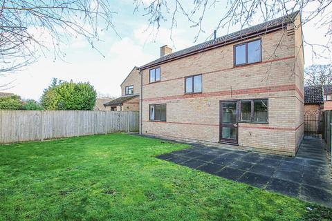 4 bedroom detached house for sale, Hurts Croft, Ely CB7