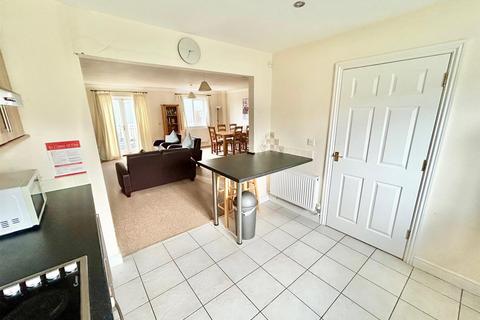 3 bedroom terraced house for sale, Wiltshire Crescent, Wiltshire Leisure Village, Vastern, Royal Wootton Bassett