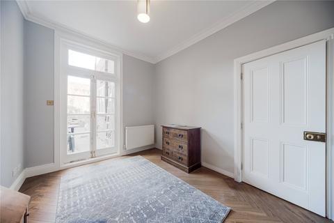 2 bedroom terraced house for sale, Queens Road, London, N11