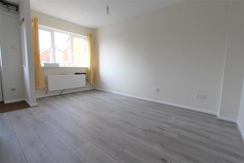 2 bedroom house to rent, 22 Pinnell Grove, Emersons Green, Bristol