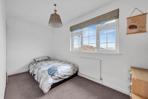 126 Stapleton Road, Orpington, BR6 9TR