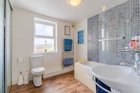 59 Moorend Crescent, Cheltenham, GL53 0EJ