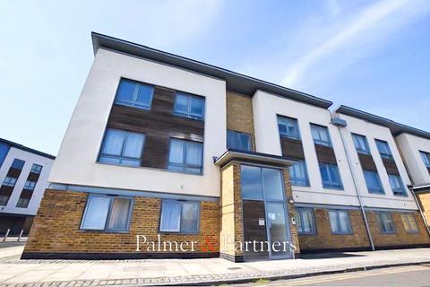 2 bedroom apartment for sale, Quayside Drive, Colchester, Essex, CO2