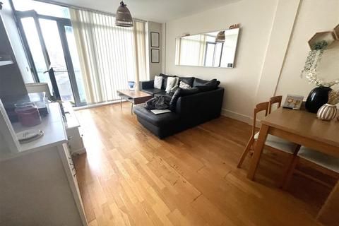 2 bedroom flat for sale, Henry Street, Liverpool L1