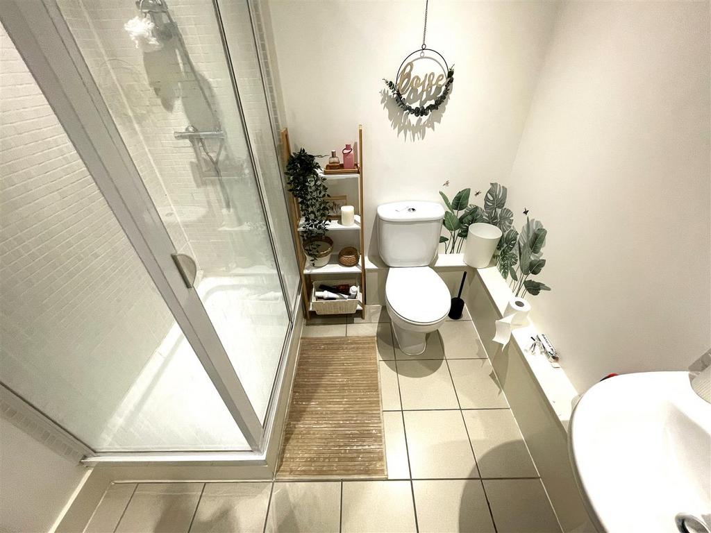 ENSUITE.jpeg
