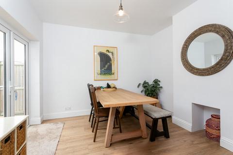 12 Albert Road, Hythe, CT21 6BP