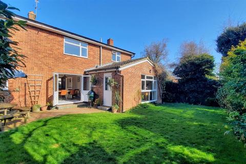 4 bedroom semi-detached house for sale, Lambs Gardens, Widford