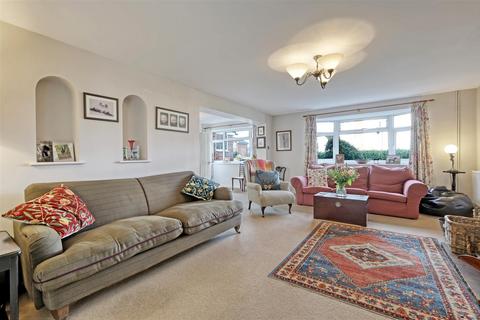 4 bedroom semi-detached house for sale, Lambs Gardens, Widford