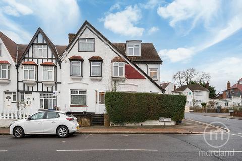 4 bedroom terraced house for sale, Sandringham Road, London NW11