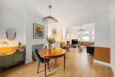 98 Kirkham Street, London, SE18 2JX